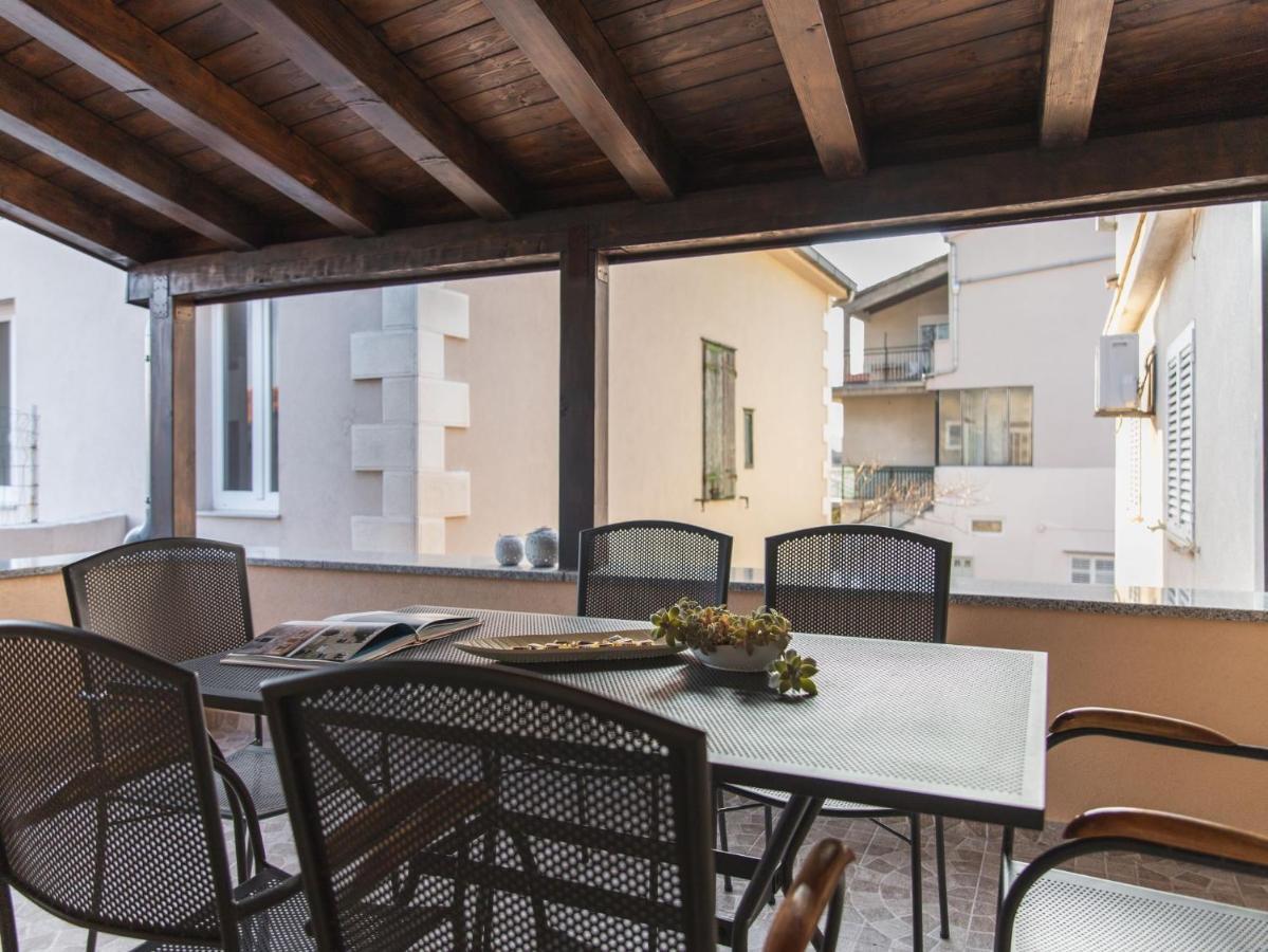 Apartment Fiora Kaštela 外观 照片