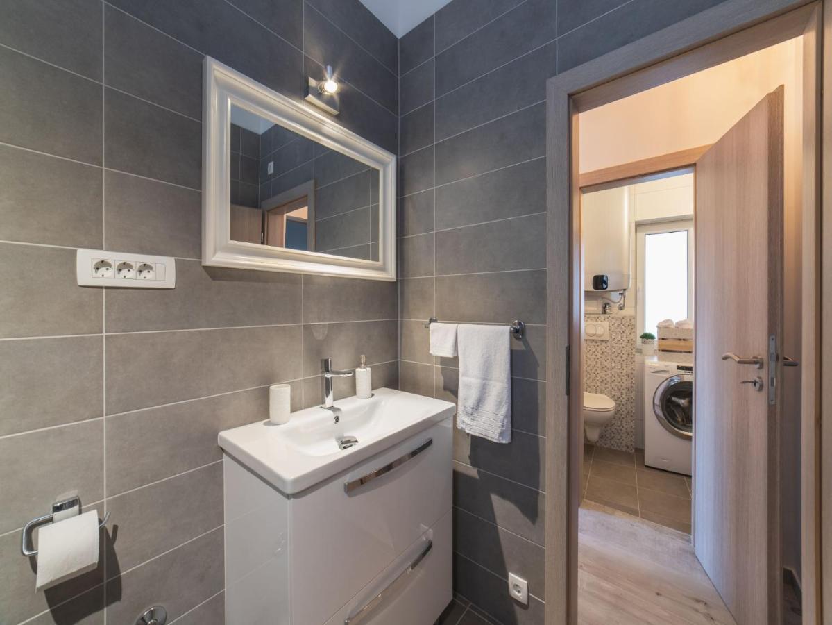 Apartment Fiora Kaštela 外观 照片